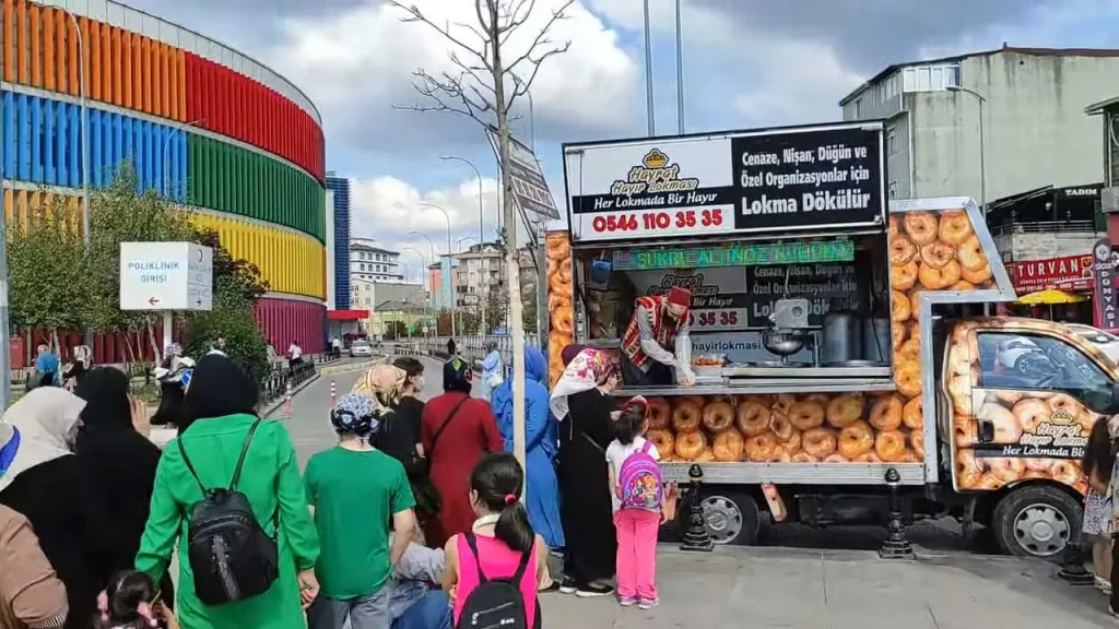 İstanbul Lokma Döktürme - Lokma Dağıtımı - Lokmacı