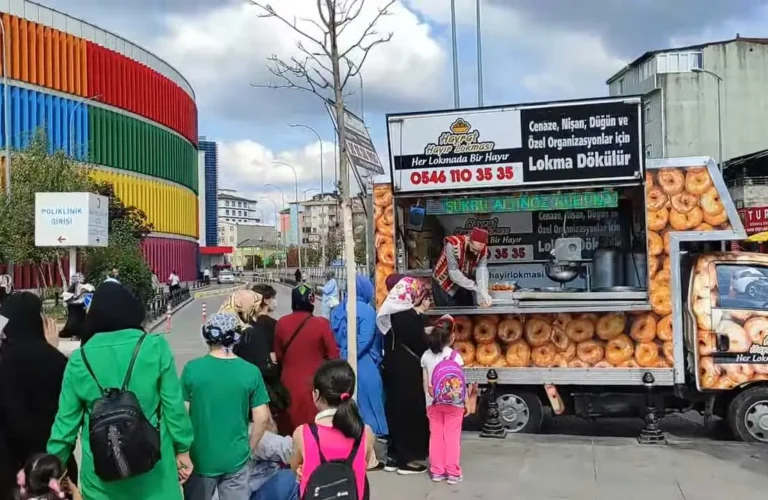 İstanbul Lokma Döktürme - Lokma Dağıtımı - Lokmacı