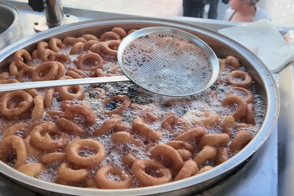 Mevlüt Lokması Döktürme