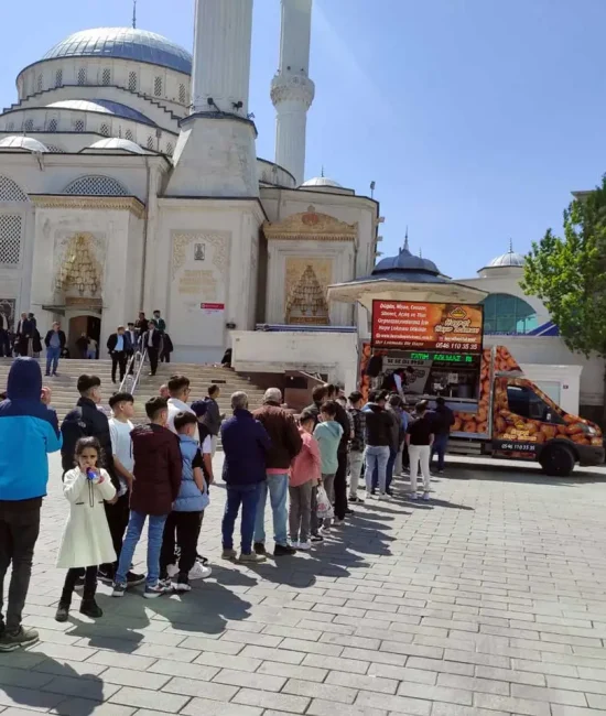 Hayır Lokması - Mobil Lokmacı - Mobil Hayır Lokması Arabası