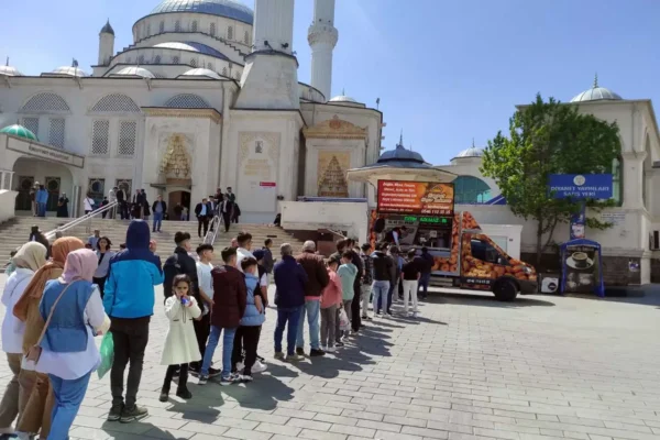 Hayır Lokması - Mobil Lokmacı - Mobil Hayır Lokması Arabası